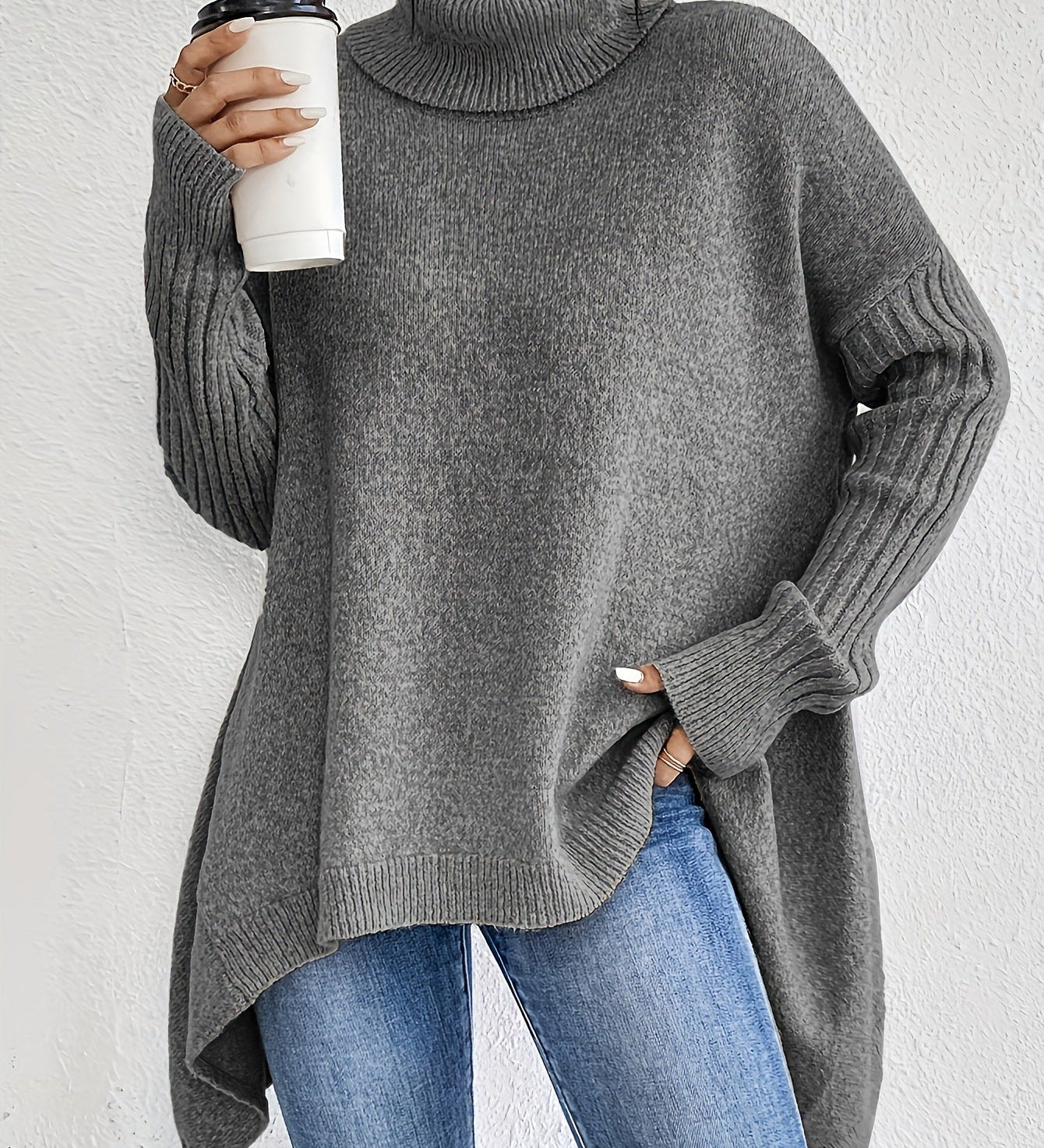 Camelia | Suéter de cuello alto cómodo y casual con dobladillo asimétrico – elegante y versátil