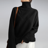 Hannelore | Suéter de cuello alto acanalado con estilo y ajuste holgado